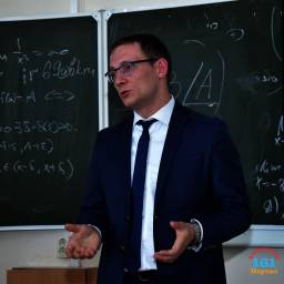 Ростовским студентам рассказали, как жить в достатке