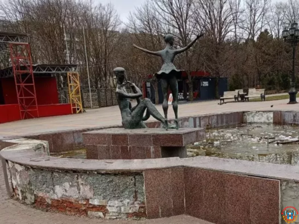 Фонтан в парке Плевен разрушается, а Администрации Советского района наплевать