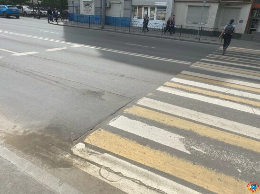 В Ростове водитель легковушки сбил 17-летнего парня и скрылся с места ДТП