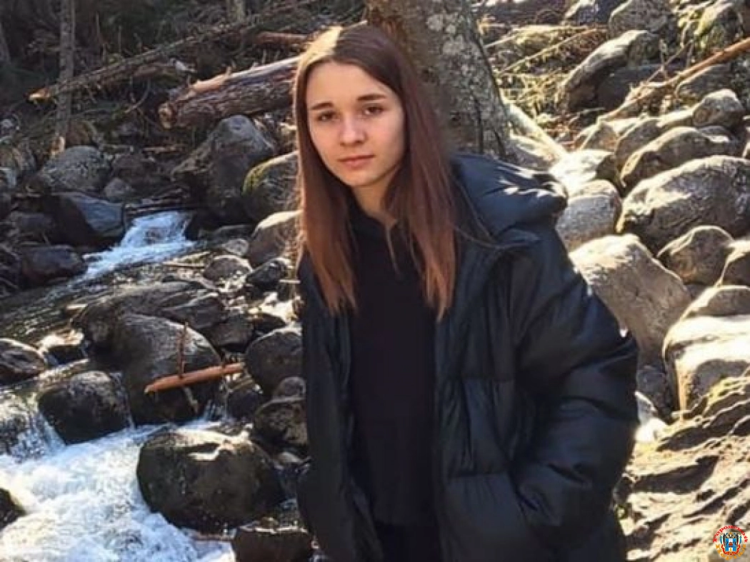 В Ростовской области 14-летняя девочка ушла в школу и не вернулась домой