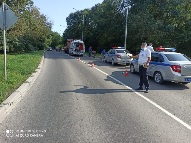 17-летний пассажир мотоцикла разбился насмерть в ДТП в Ростовской области