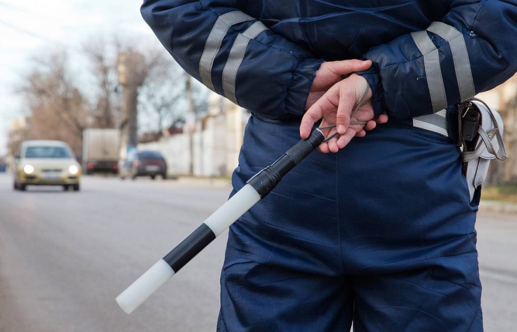 На трассе в Ростовской области полицейские нашли в машине дончанина крупную партию наркотиков