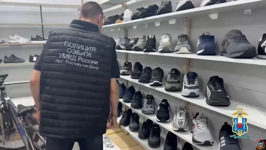 На рынке &bdquo;Темерник&ldquo; в Ростове изъяли почти 900 единиц контрафактной продукции