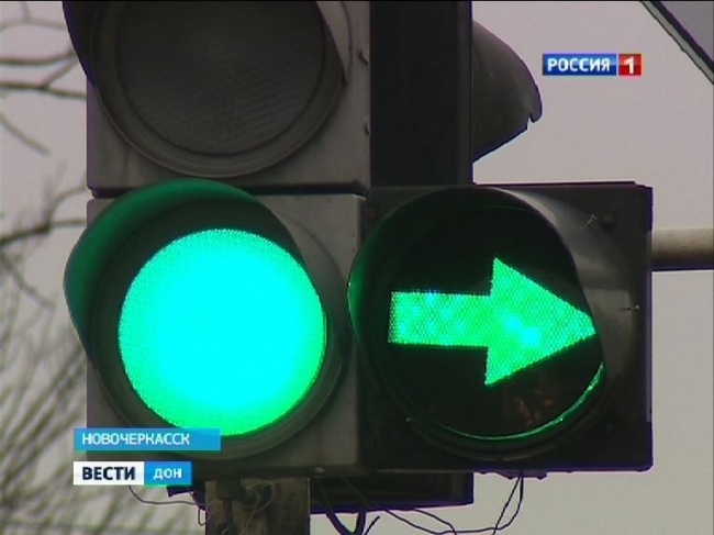 Пять новых светофоров и тысячу дорожных знаков до конца года установят в Ростове