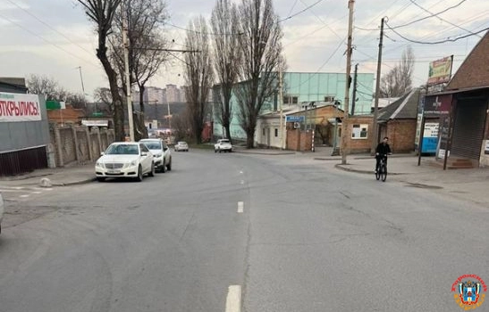 В Ростове водитель иномарки сбил девочку-подростка