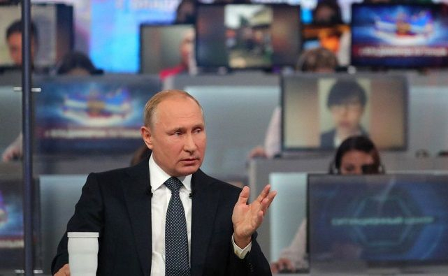 Губернатор Ростовской области приготовился отвечать на вопросы Путина во время прямой линии