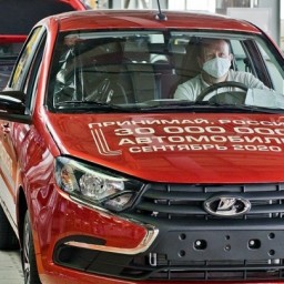 "АвтоВАЗ" увеличил цены на автомобили