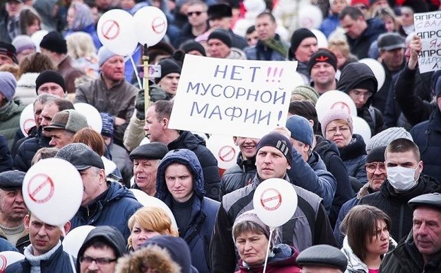 Власти Ростова отправили противников мусорной реформы протестовать на Северный в 8 утра