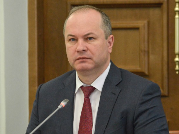 Виталий Кушнарев не вошел в десятку самых образованных управленцев городов-столиц Виталий Кушнарев не вошел в десятку самых образованных управленцев городов-столиц