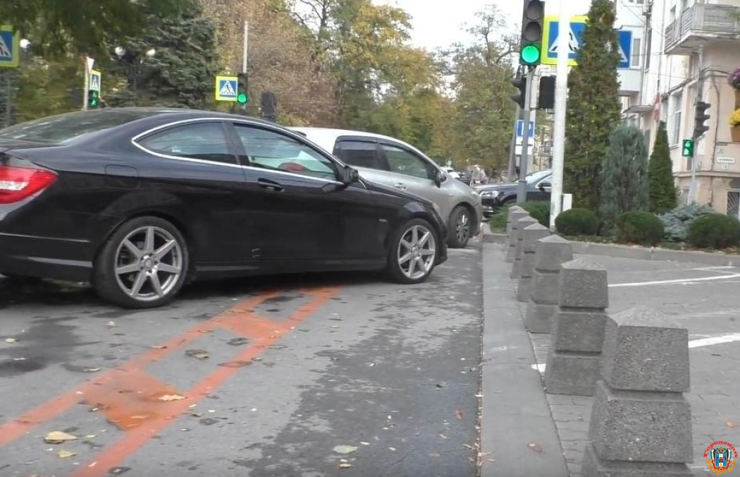 Сити-менеджера Ростова просят оградить велодорожки на Пушкинской делиниаторами