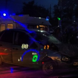 В Таганроге столкнулись «Лада» и ВАЗ: пострадали трое