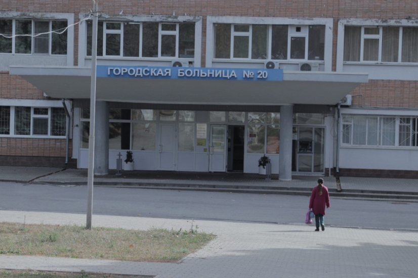 В ковидном госпитале горбольницы №20 Ростова пациент выпал из окна В ковидном госпитале горбольницы №20 Ростова пациент выпал из окна