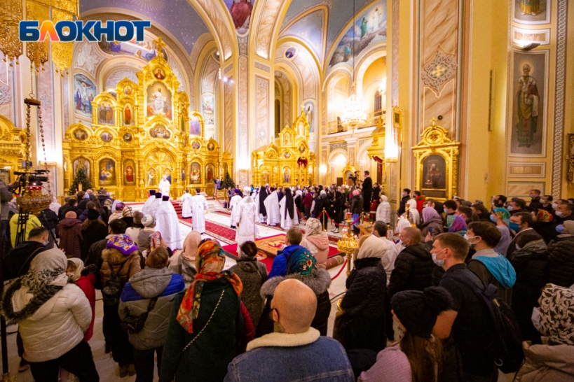 На Рождество богослужения пройдут в 56 храмах Ростова-на-Дону