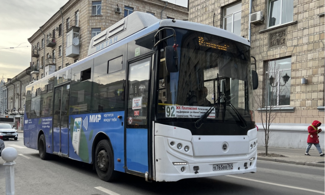Автобусы двух маршрутов из центра до Ростовского моря заменят на вместительные