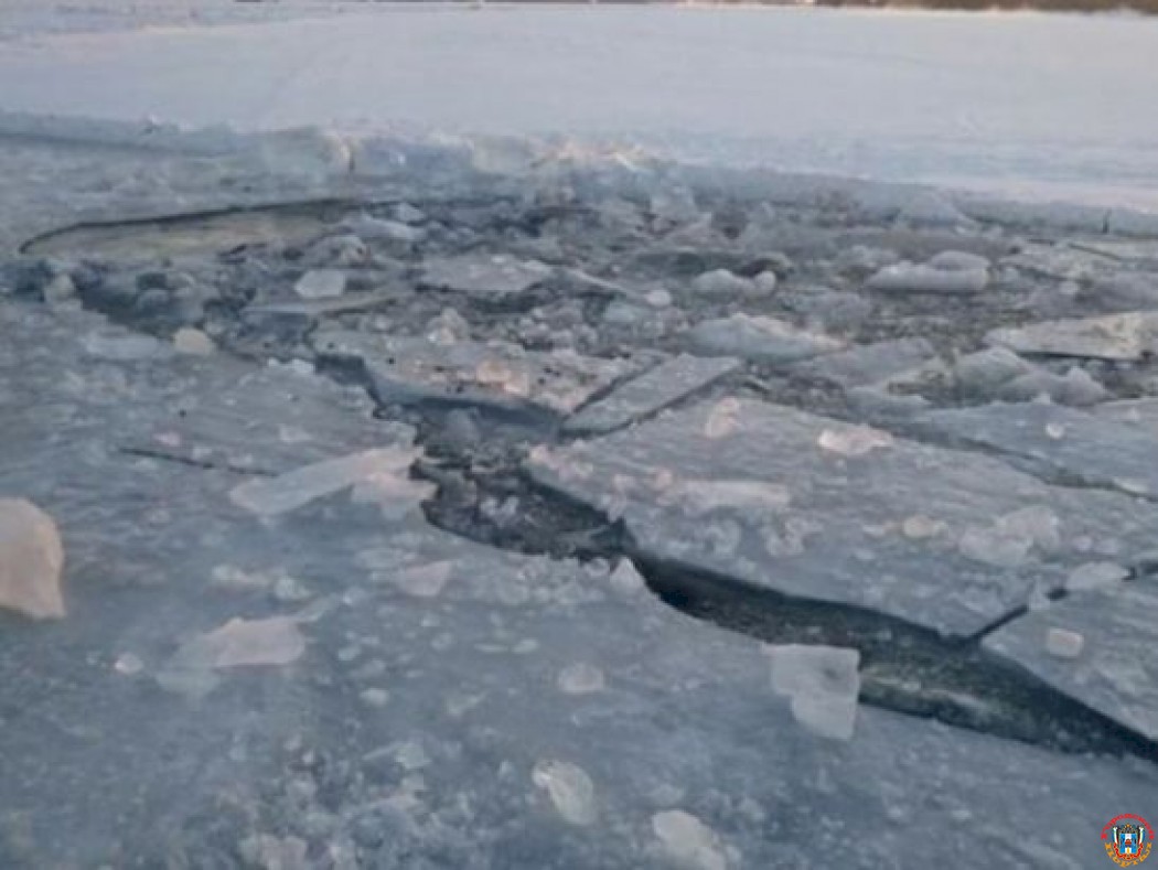 На Дону два первоклассника едва не погибли, провалившись под лед