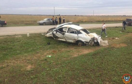 На трассе под Волгодонском в ДТП пятеро пострадали и одна погибла
