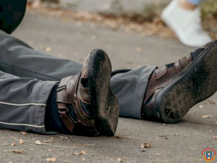 В Ростове посреди улицы нашли мертвым 60-летнего мужчину