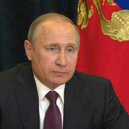 Путин соболезнует родным и близким Дейнекина