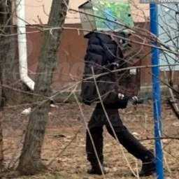 Ихтиандр из подводного мира с аквариумом на голове открыл сезон весеннего обострения в Ростове-на-Дону