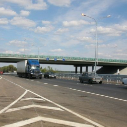 Голубев посоветовал министру транспорта ночевать на Северном обходе Ростова, пока его не достроят