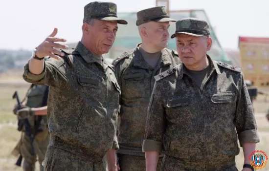 Министр обороны Шойгу вновь посетил ЮВО и проверил подготовку военных по управлению новыми танками