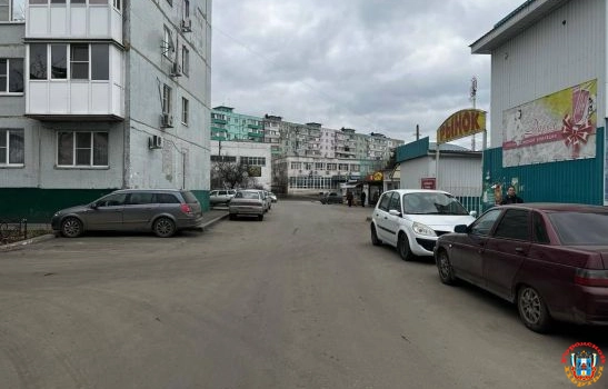 В Азовском районе водитель на ВАЗе сбил 8-летнюю девочку