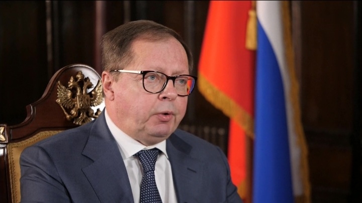 Посол РФ в Лондоне: Запад продолжает политику 90-х годов