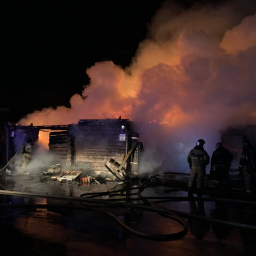 В Ростове дотла сгорела общественная баня