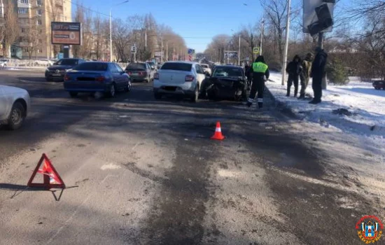 В ДТП с «Рено» пострадал водитель «Форда»