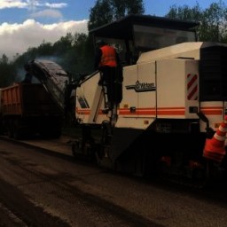 На границе Украины с Ростовской областью засекли «скорые» и спецтехнику