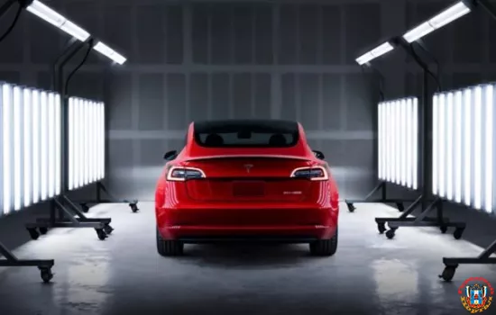 Tesla придётся увеличить объёмы поставок электромобилей в этом полугодии, чтобы выйти на запланированные 1,8 млн штук по итогам года