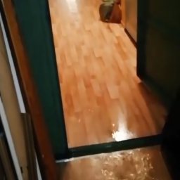 В ростовском многоэтажном доме затопило шесть этажей