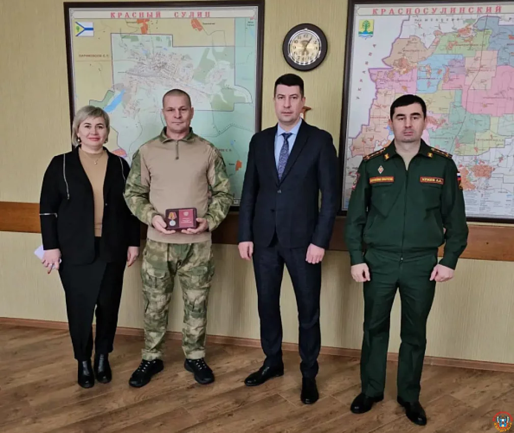Спас троих под минометным огнем: многодетный отец из Ростовской области удостоен медали &laquo;За храбрость&raquo;