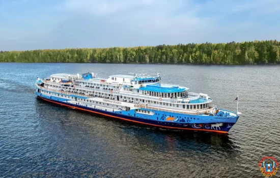 Круиз на теплоходе по Золотому кольцу: комфортное путешествие по историческим городам России
