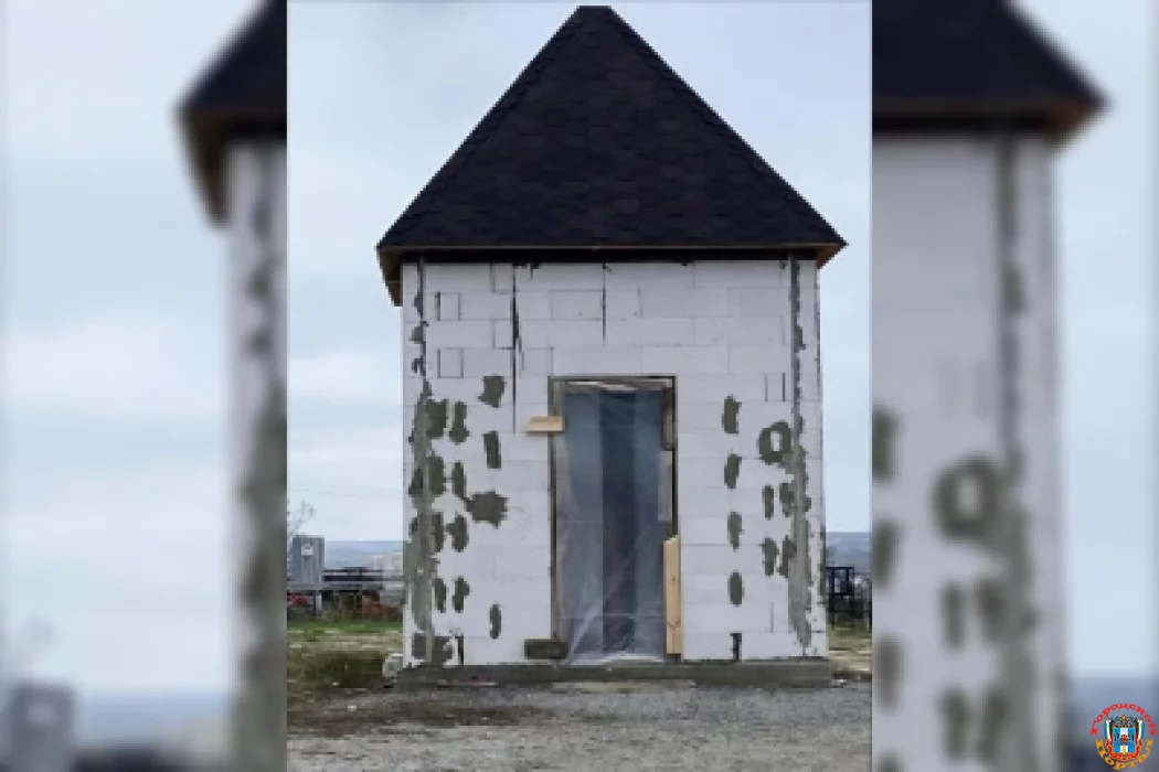 В хуторе Яново-Грушевский участник СВО возводит часовню