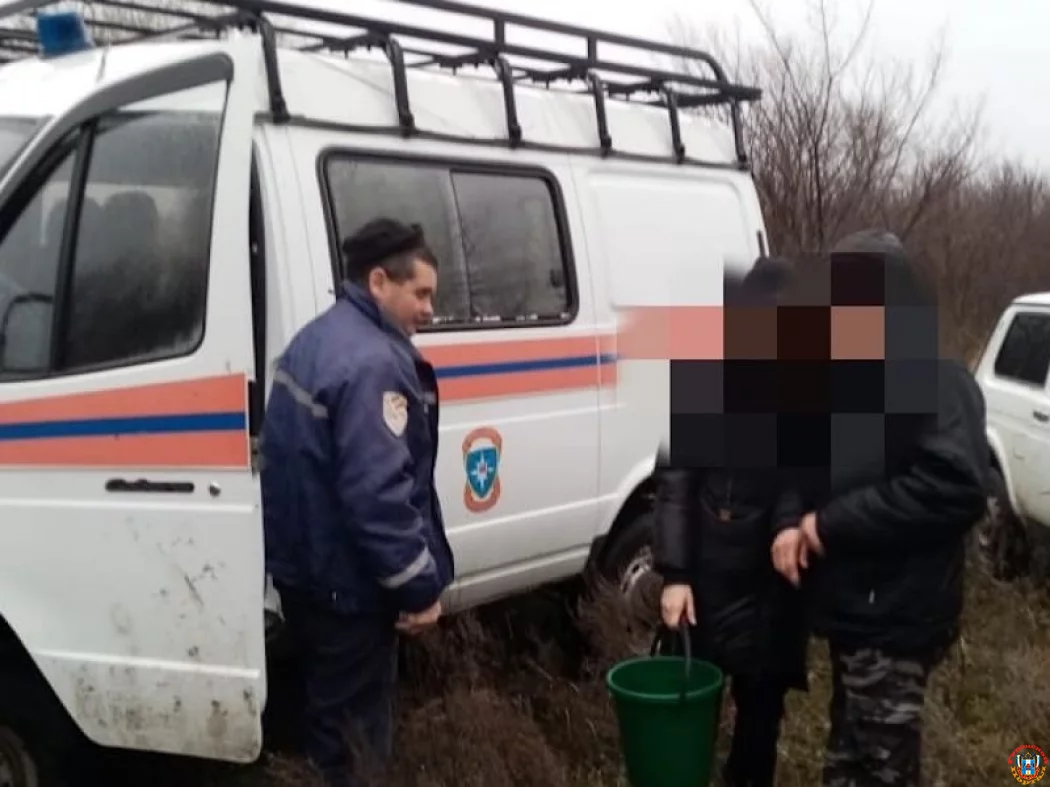 Заблудившемуся грибнику в Шолоховском лесу Донские спасатели оказали помощь