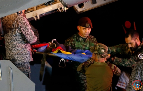 Знали съедобные фрукты и умели собирать воду: как дети выжили в джунглях