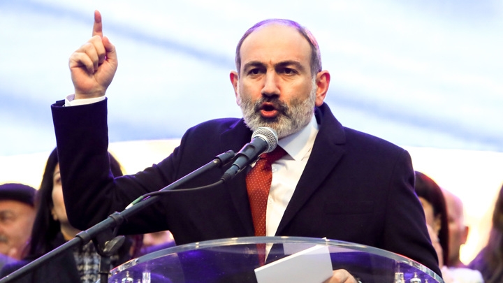 В Армении власть и оппозиция не договорились и взяли паузу