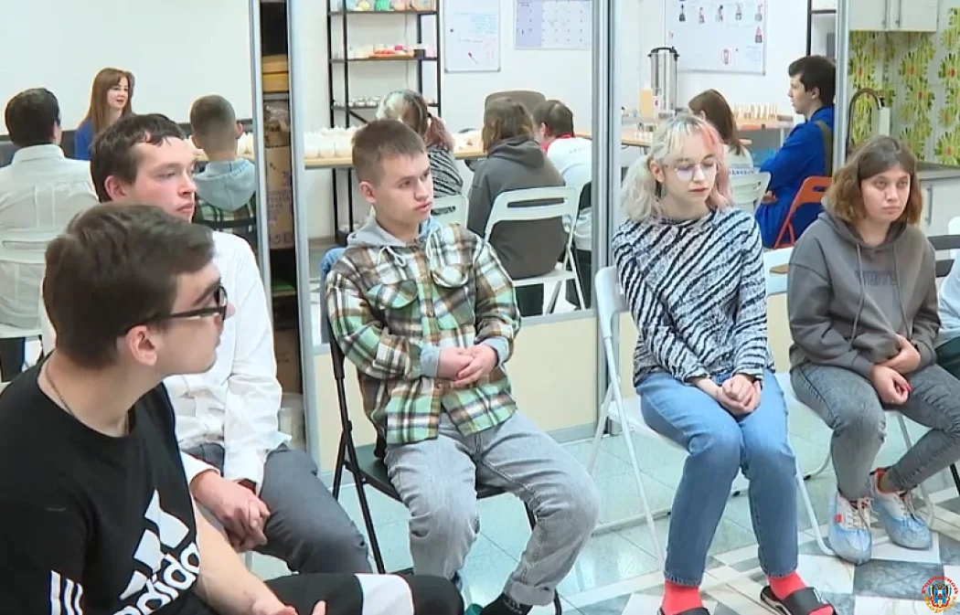 От флористики до бытовых навыков: как проект &laquo;ДобраяСреда&raquo; помогает ростовчанам с ОВЗ найти работу и адаптироваться к жизни