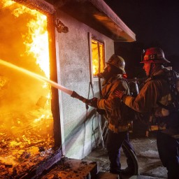 В новогодние праздники из-за пожаров в Ростовской области погибли семь человек
