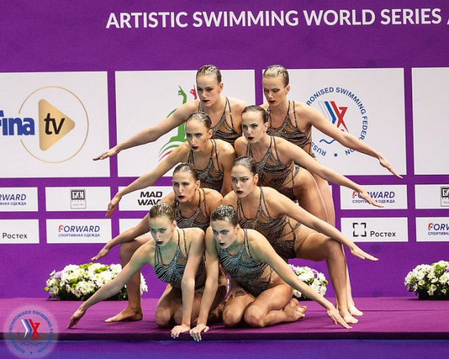 Влада Чигирёва в составе сборной завоевала золото мировой серии FINA по синхронному плаванию