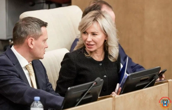 СБУ объявила в розыск депутата Госдумы от Ростовской области Екатерину Стенякину