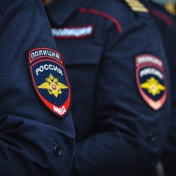 В Ростовской области полицейского, подозреваемого в превышении должностных полномочий, отстранили от службы
