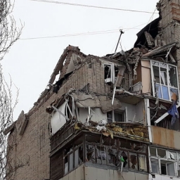 Власти Ростовской области решают - выплачивать пострадавшим от взрыва газа в Шахтах по 50 или по 100 тысяч рублей
