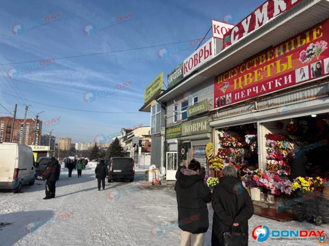 Около 700 человек остались без работы после внезапного закрытия рынков на Темернике в Ростове