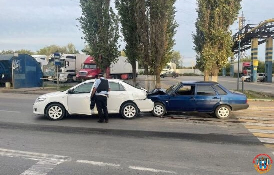 В Новочеркасске 64-летний автомобилист спровоцировал ДТП с пострадавшими