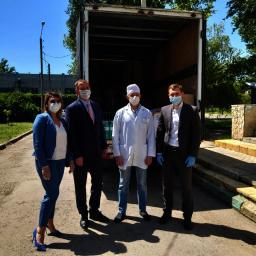 В Ростовской области ЕР направила партийные взносы на помощь врачам.