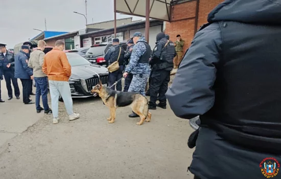 12 мигрантов фиктивно прописали у себя несколько ростовчан