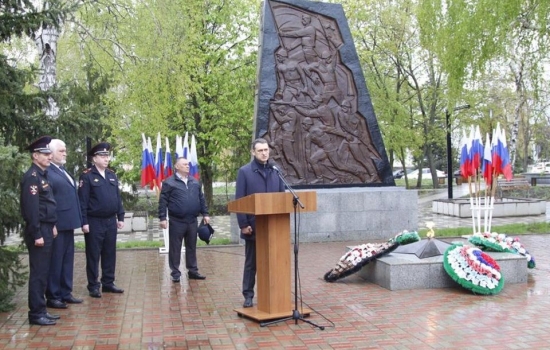 Памятник сотрудникам правопорядка, погибшим при исполнении служебных обязанностей, появился в Ростовской области