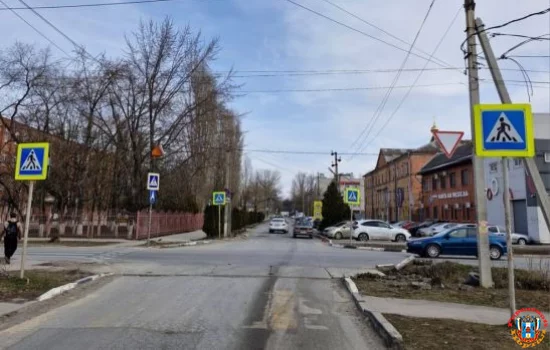 Под колеса автомобиля попала 9-летняя девочка